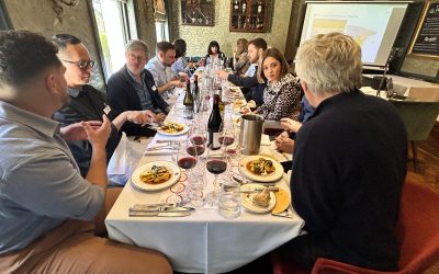 Monastrell España seduce a los compradores británicos en un exclusivo almuerzo-maridaje en Londres